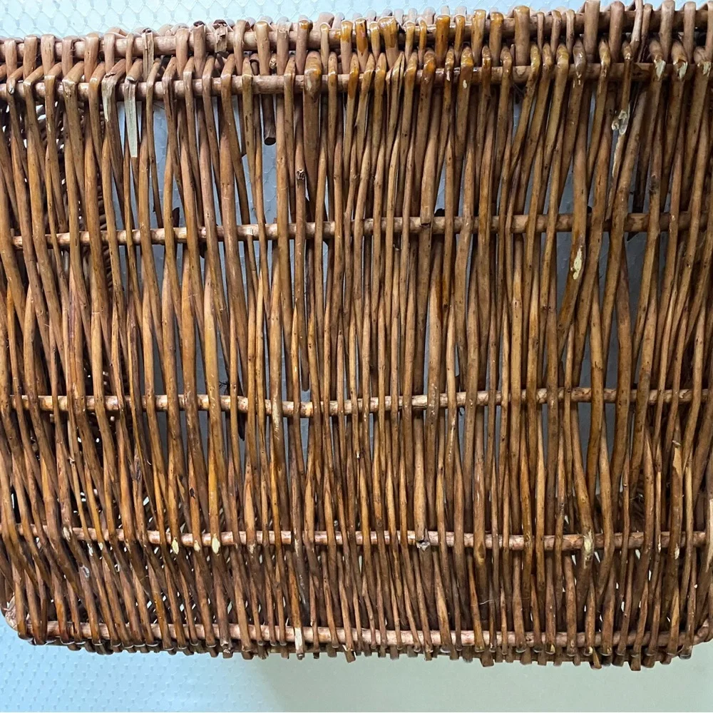 VTG Woven Honey Golden Rectangular Basket